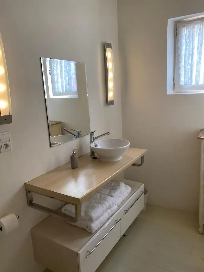 3 Rue Du Moulin Vila Camon  Villa